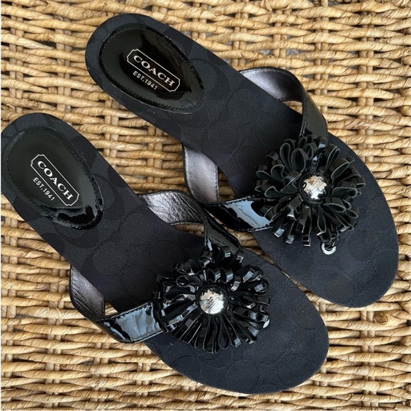 1257. Coach - Black & Silver Flower Accent Sandals - Picture 1 of 10